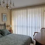 Con Garaje. Luminoso Y Confortable Apartment Santander