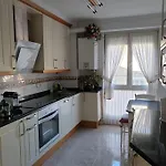 Apartment Con Garaje. Luminoso Y Confortable *