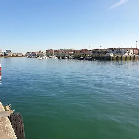 Apartment Con Garaje. Luminoso Y Confortable *