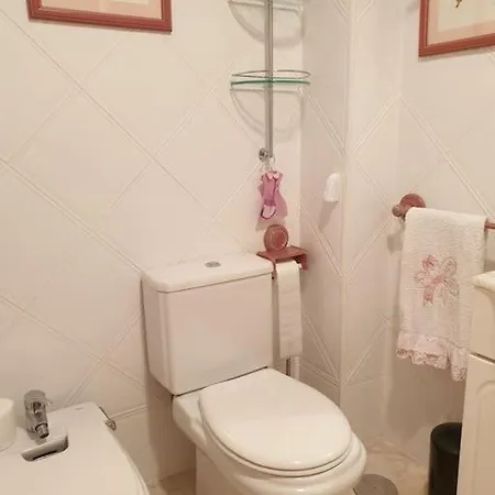 Con Garaje. Luminoso Y Confortable * סנטנדר