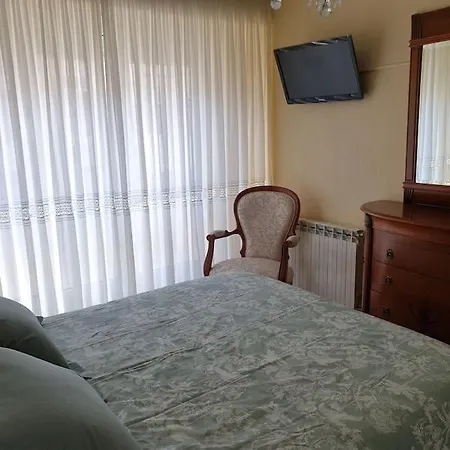 Apartamento Con Garaje. Luminoso Y Confortable