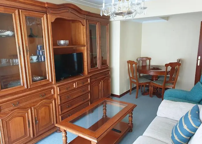 Con Garaje. Luminoso Y Confortable