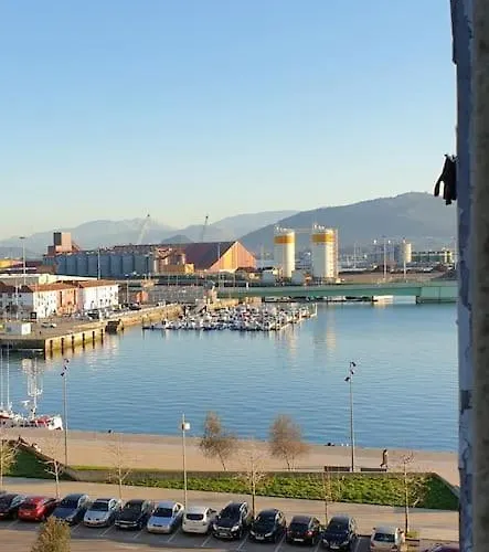 Con Garaje. Luminoso Y Confortable *